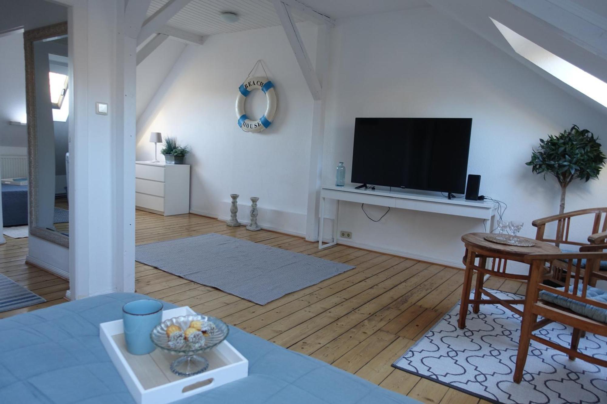 Gr Mit 3 Sep Schlafzimmer *