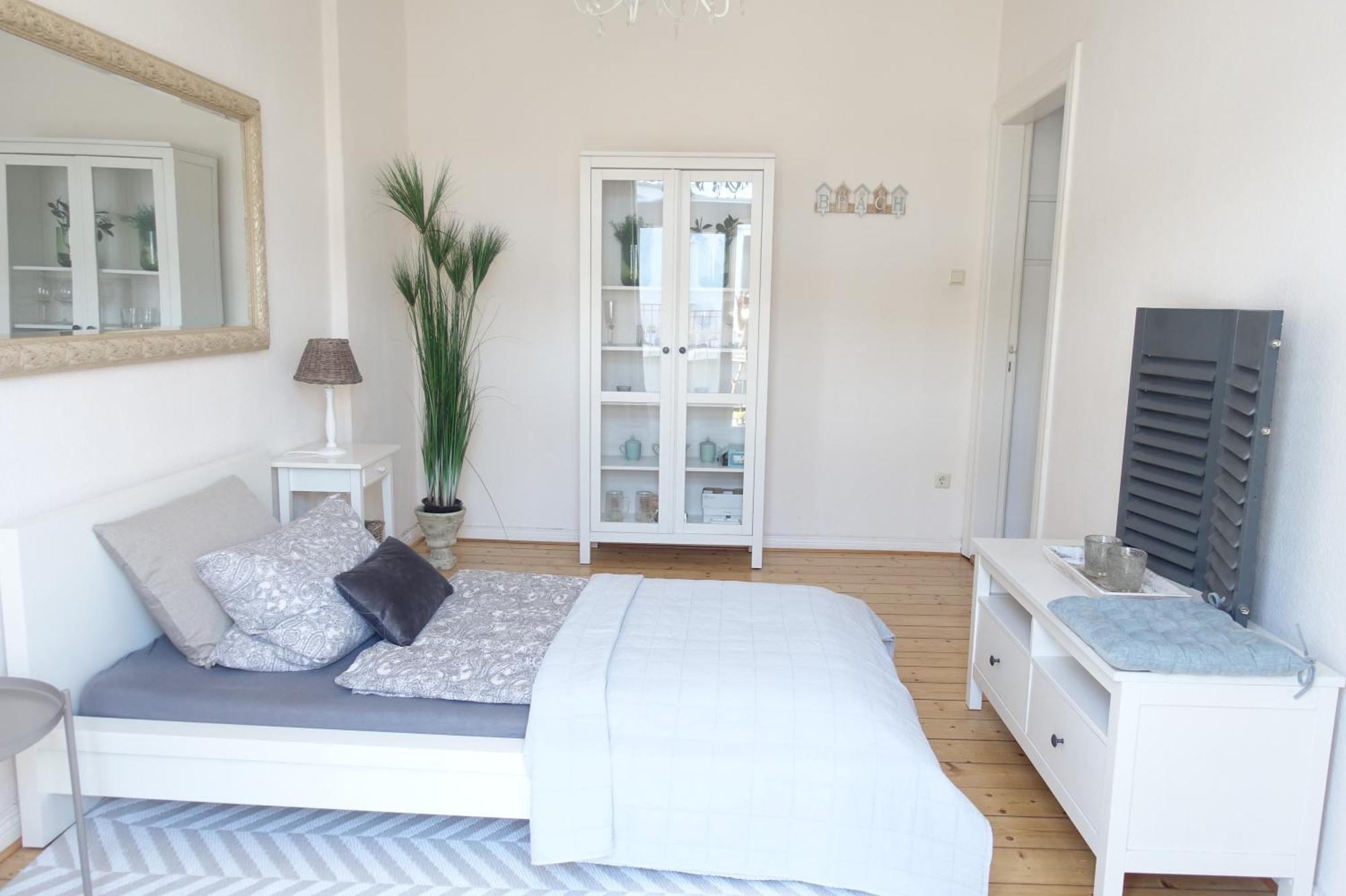 Gr Mit 3 Sep Schlafzimmer *